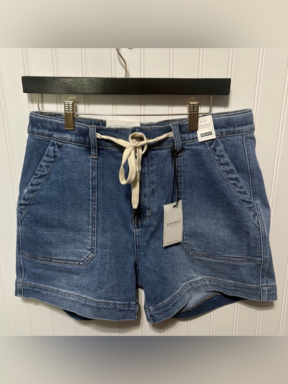 JUDY BLUE High Waist Vintage Wash Jogger Denim Jean Shorts Womens Size Large NEW